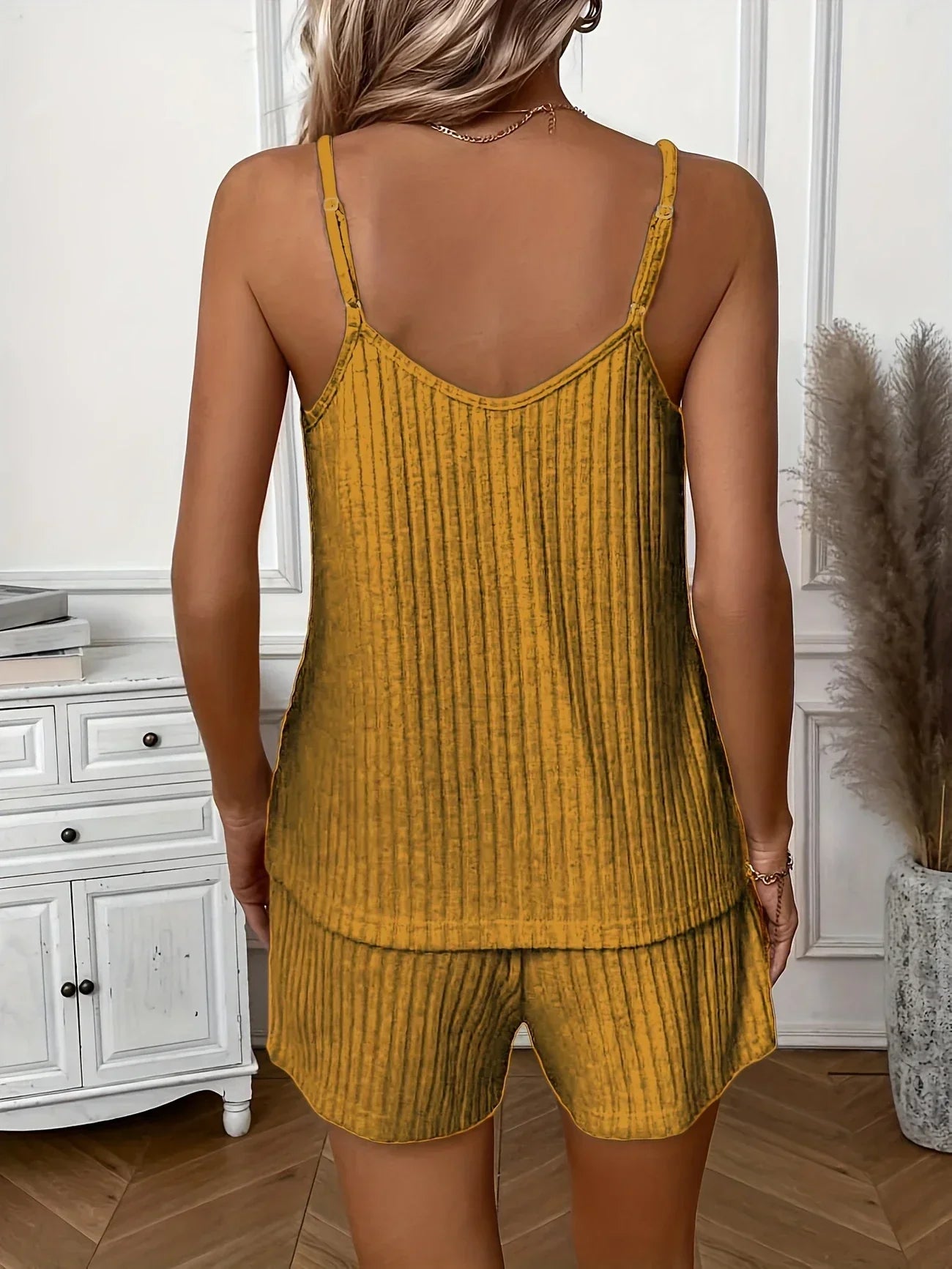 Hristina – Cómodo conjunto de verano de dos piezas con tirantes