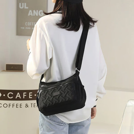 UrbanCarry – Nylon-Umhängetasche