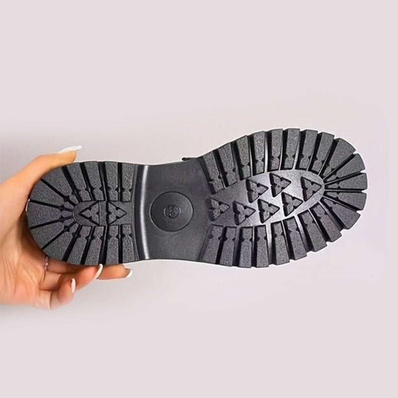 Cassandra – Chaussures élégantes à enfiler en daim