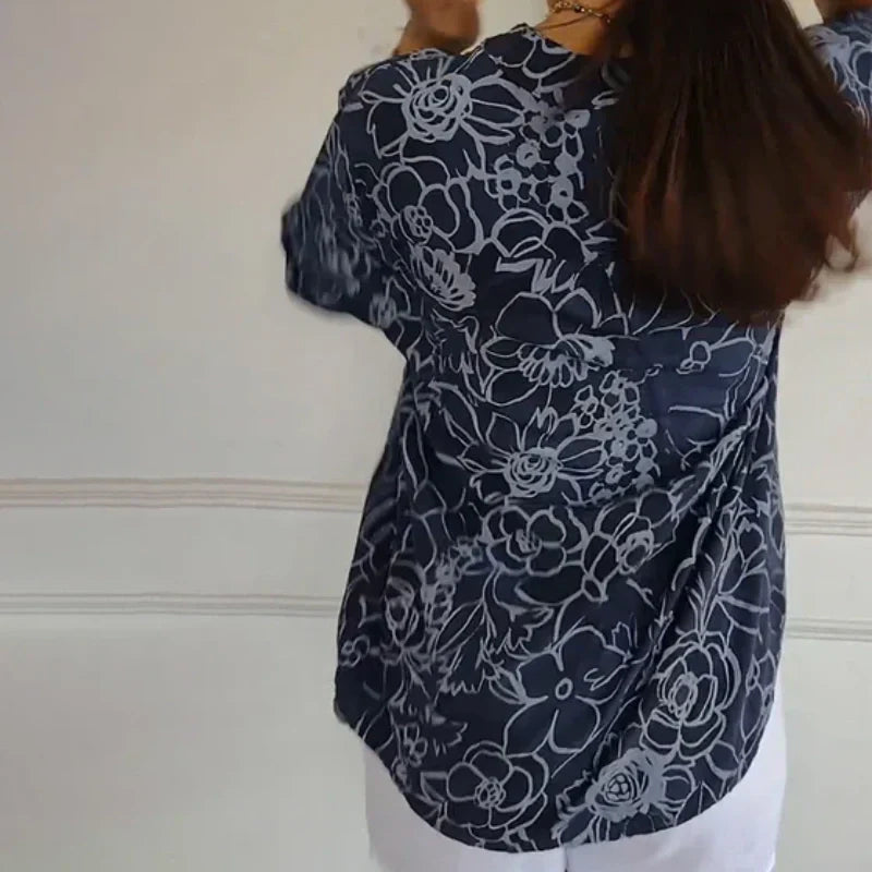 Damenbluse mit V-Ausschnitt und Blumendruck
