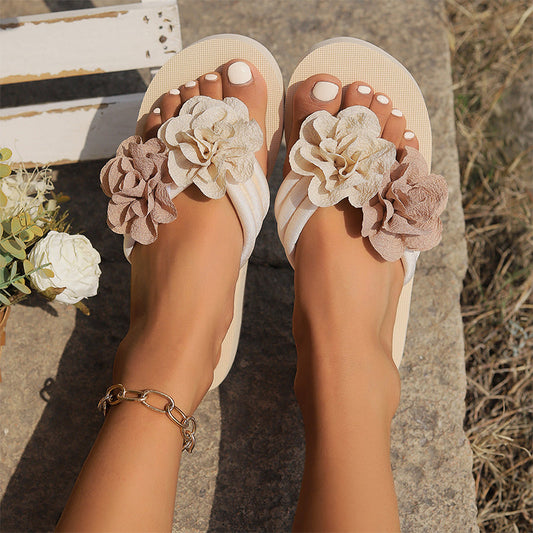 Chaussons de plage antidérapants avec détails floraux pour femmes 