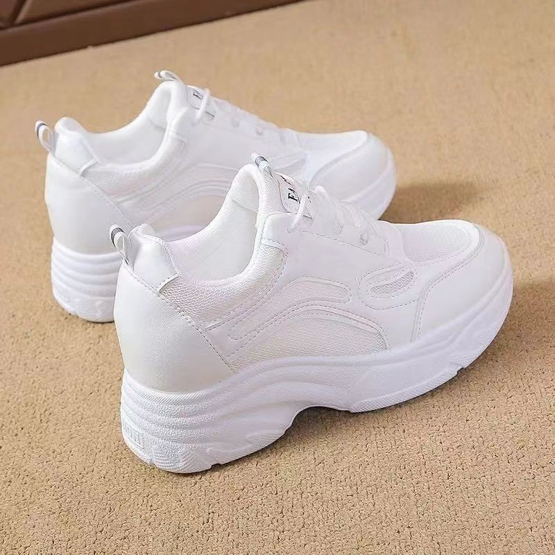 Atmungsaktive Damen-Freizeitschuhe mit dicker Sohle