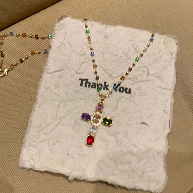 💎 50 % RABATT!! ✝️ Bunte Halskette mit Strass-Kreuzanhänger – leuchtender Glanz, verstellbare Länge & aussagekräftiges Statement ✨