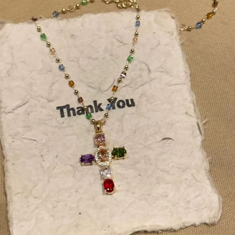 💎 50 % RABATT!! ✝️ Bunte Halskette mit Strass-Kreuzanhänger – leuchtender Glanz, verstellbare Länge & aussagekräftiges Statement ✨