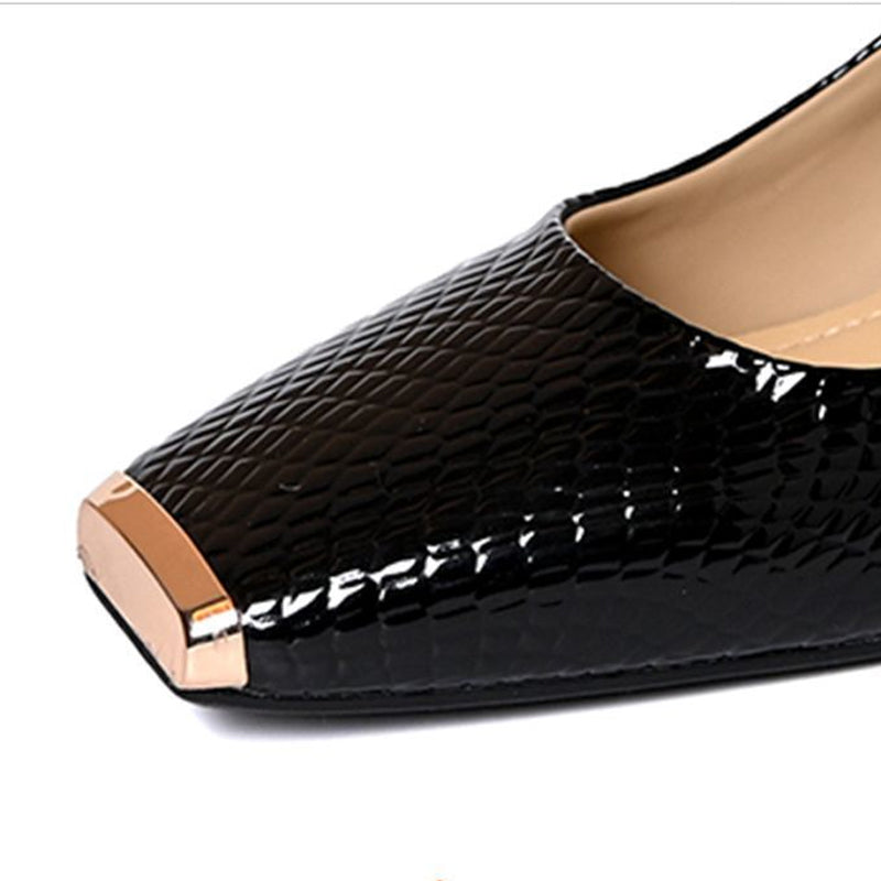 Gluschwein - 👠 Damen-Pumps mit Schlangenmuster und Blockabsatz – Quadratische Zehenpartie, Metallakzente & ganztägiger Tragekomfort ✨