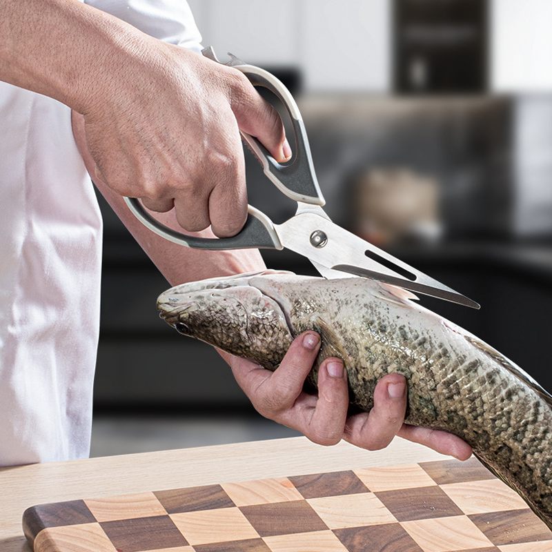 Gluschwein - ✂️ Multifunktionale Küchenschere – robust, rostfrei, mit Magnetaufbewahrung. Immer griffbereit! 🧲✨