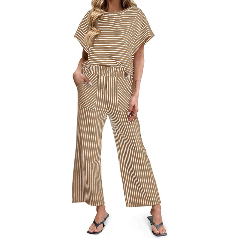 Gluschwein - 👚 Zweiteiliges Lounge-Set für Damen mit Streifenmuster – tiefe Seitentaschen, bequemer Stretch-Bund. ✨
