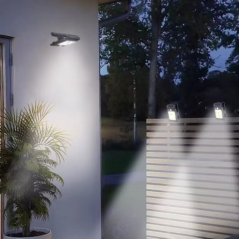 Gluschwein - Solar Motion Sensor Clip Light