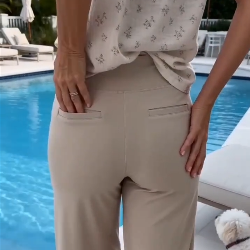 Elastische Caprihose für Damen mit weitem Bein und Taschen