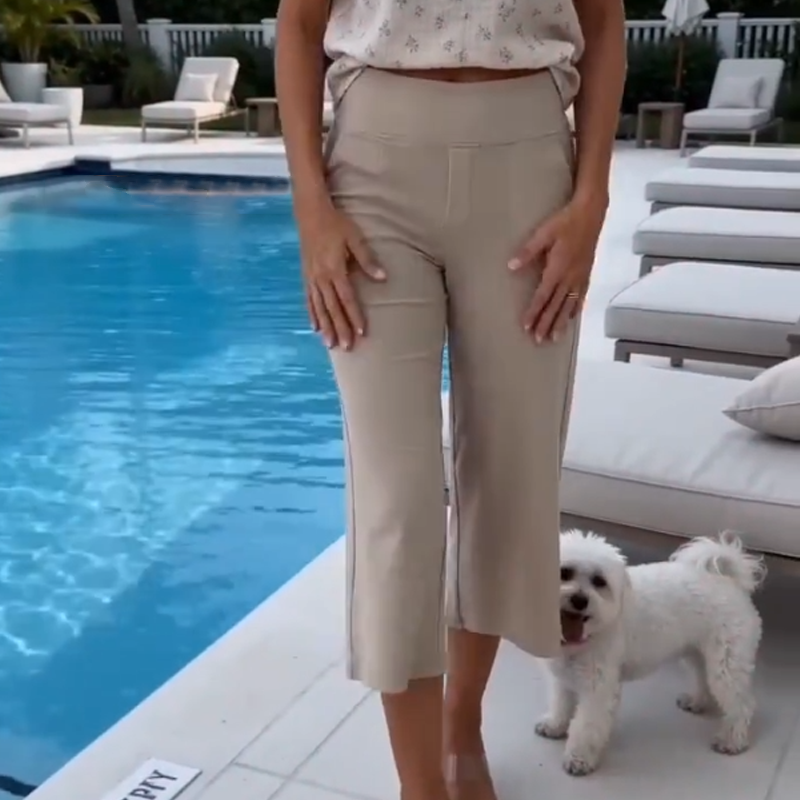 Elastische Caprihose für Damen mit weitem Bein und Taschen