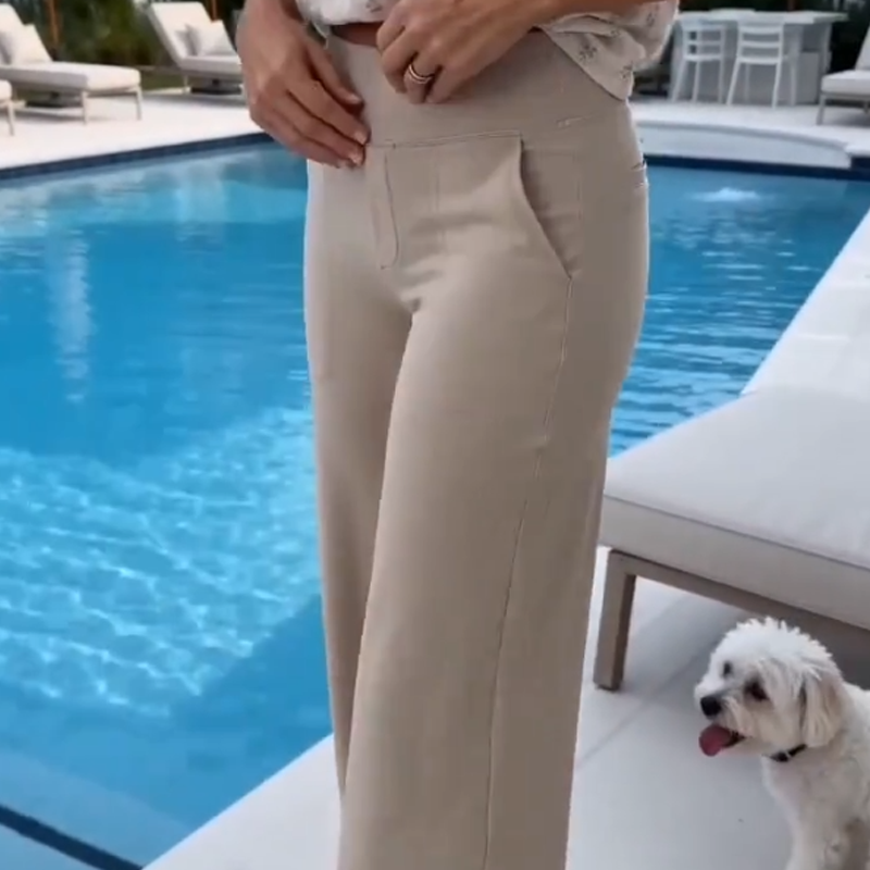 Elastische Caprihose für Damen mit weitem Bein und Taschen