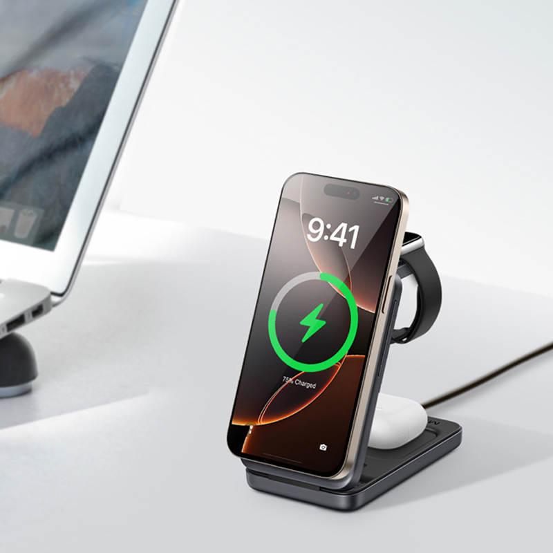 Gluschwein - 3-in-1 Foldable Magnetic Wireless Charger Stand