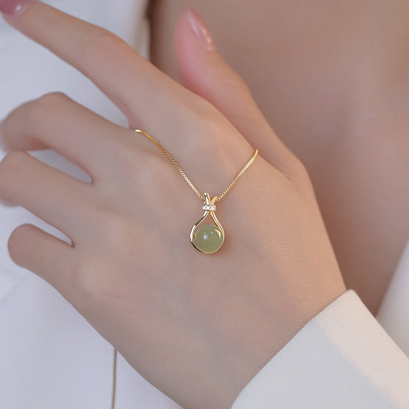✨Elegant Hetian Jade Pendant Necklace - Modisch, elegant, vielseitig kombinierbar