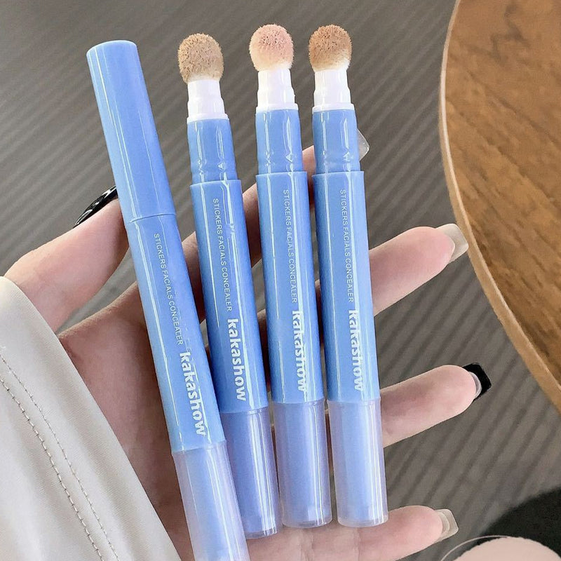 Feuchtigkeitsspendender Creme-Concealer-Stift mit Schwammapplikator