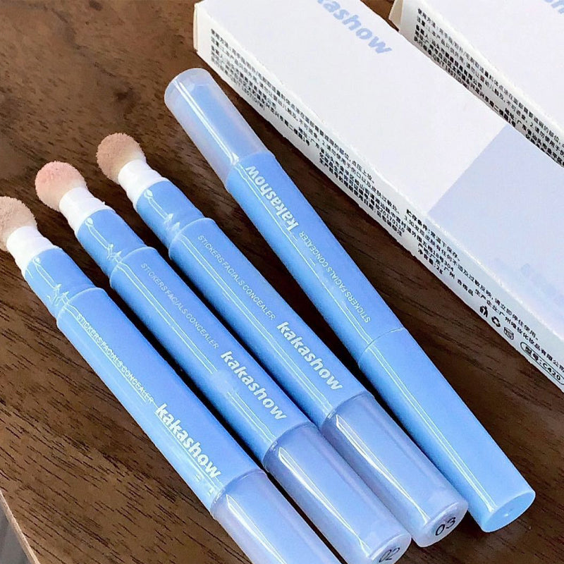Feuchtigkeitsspendender Creme-Concealer-Stift mit Schwammapplikator