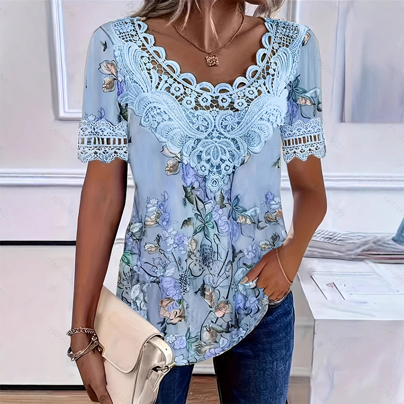 Gluschwein - Women's Lace Trim Scoop Neck T-Shirt