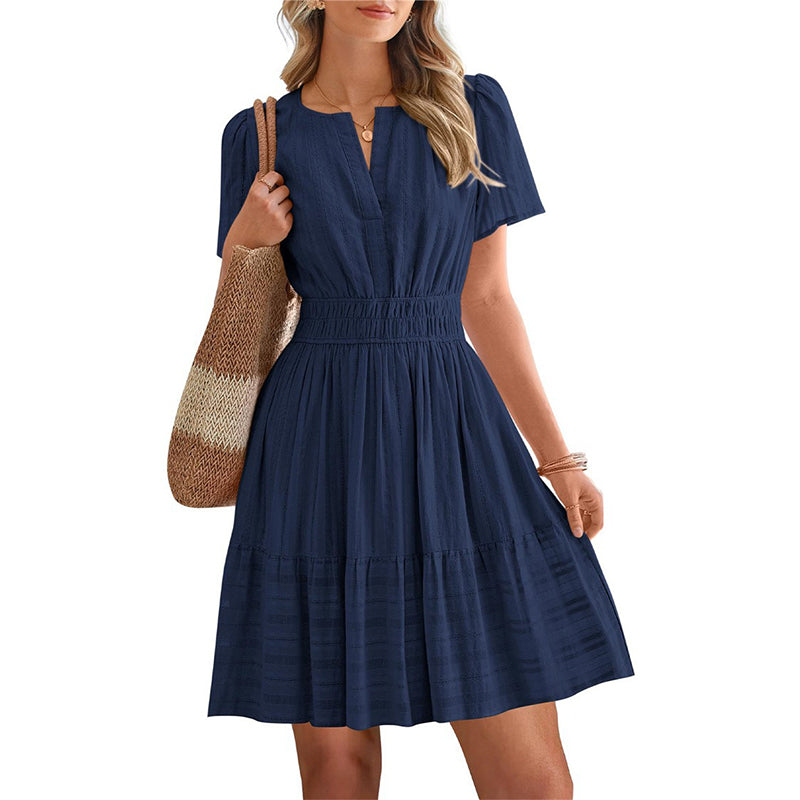 👗 NUR FÜR BEGRENZTE ZEIT: 51 % RABATT! ✨ Kurzärmeliges, gestuftes Minikleid für Damen – luftig, verspielt, perfekt für den Sommer 🌞