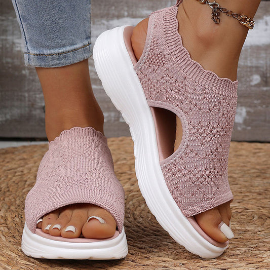 Gluschwein - Atmungsaktive Plateau-Sandalen aus Strick für Damen