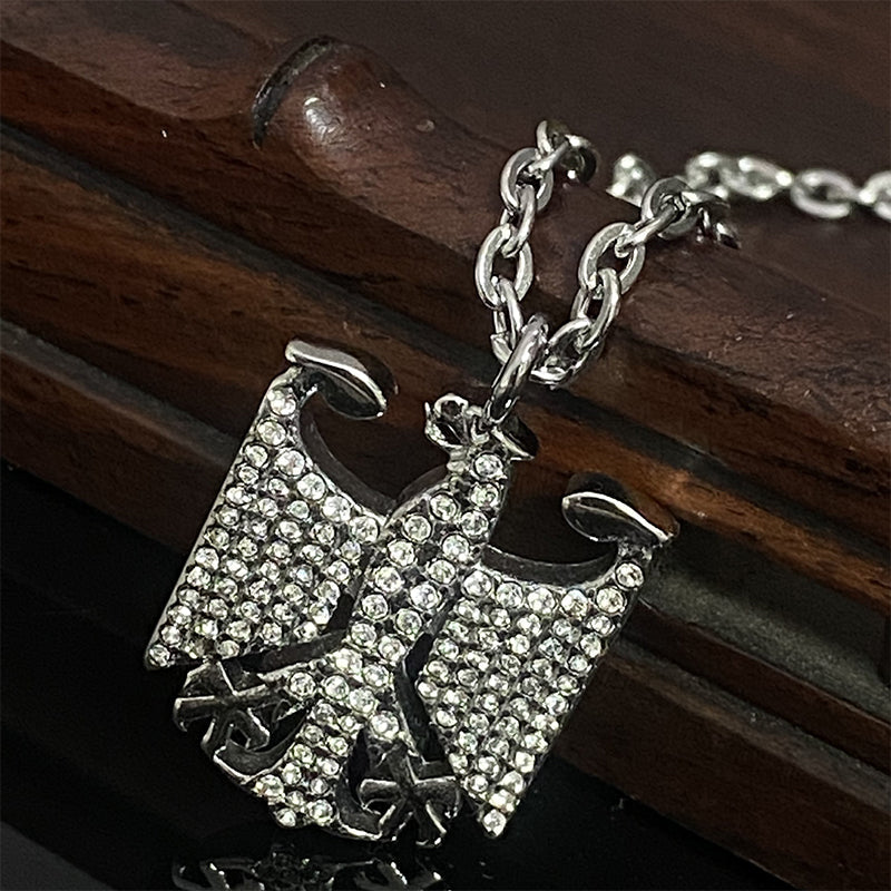 Gluschwein - 🦅🇩🇪 Halskette mit Bundesadler-Emblem – 60% RABATT! Trage deine Verbundenheit mit Stolz – edles Design, hochwertig verarbeitet. 🔥✨