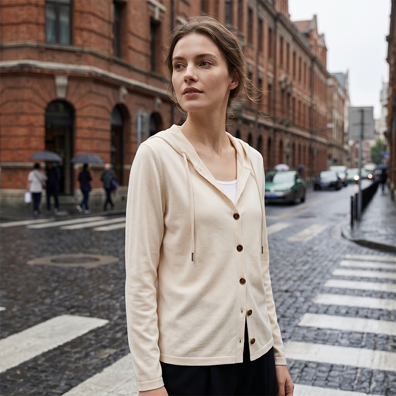 Weites Kapuzen-Cardigan mit Knopfleiste für Damen